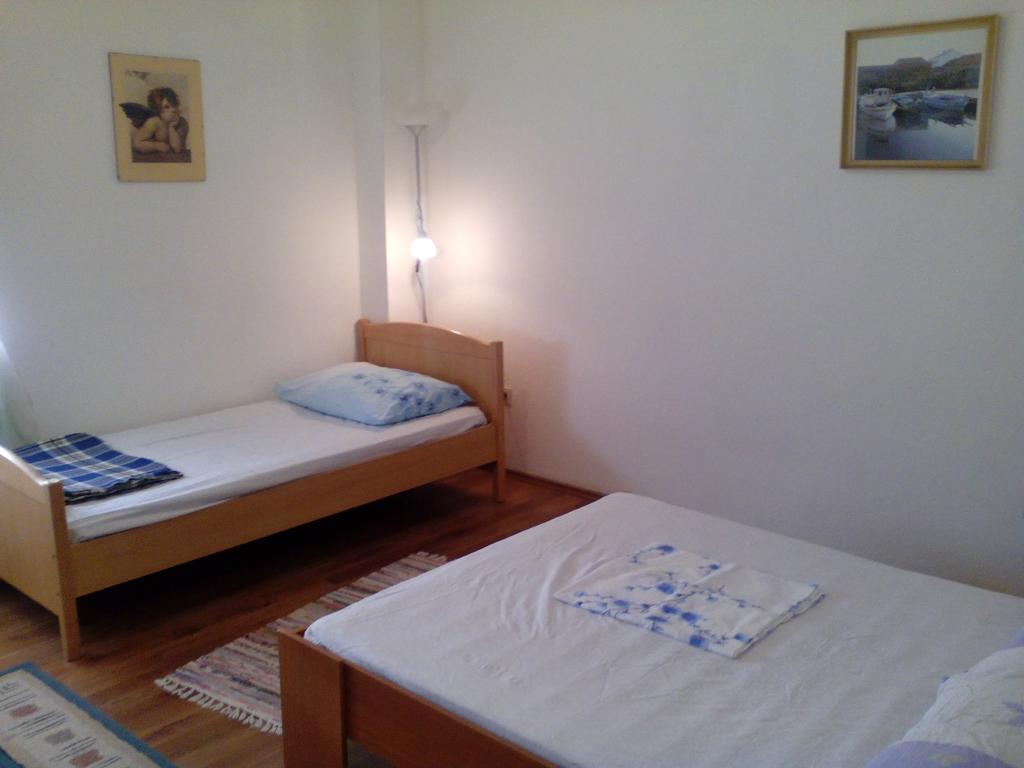 Apartments Karla Slatine Cameră foto